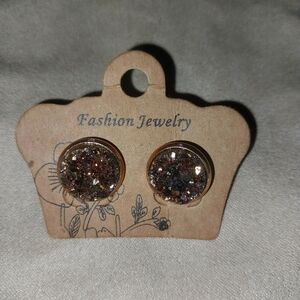 Fashion Jewelry Gold and Brown Earrings Modern Design